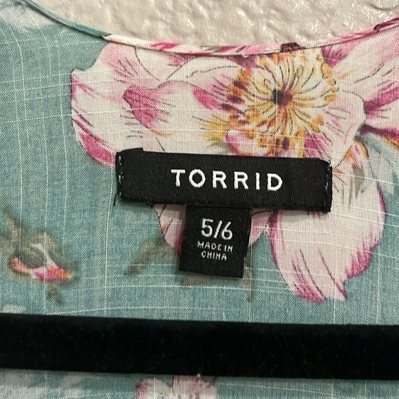 Torrid Floral Gauze Kimono Sage Green Cover Up Womens Size 5/6 - Picture 5 of 8